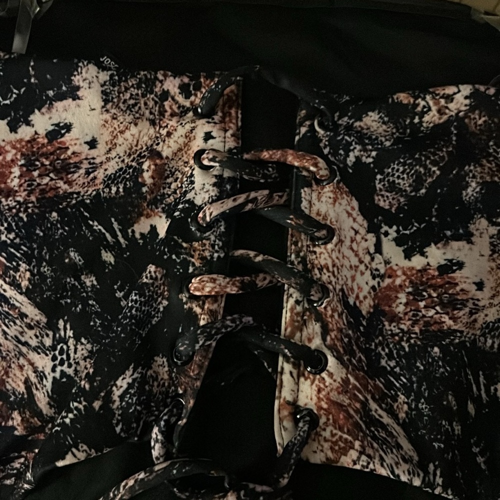 Windsor Corset Top - Picture 4 of 6